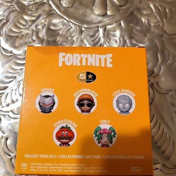 Fortnite vinyl figure   - Picture 3 of 4